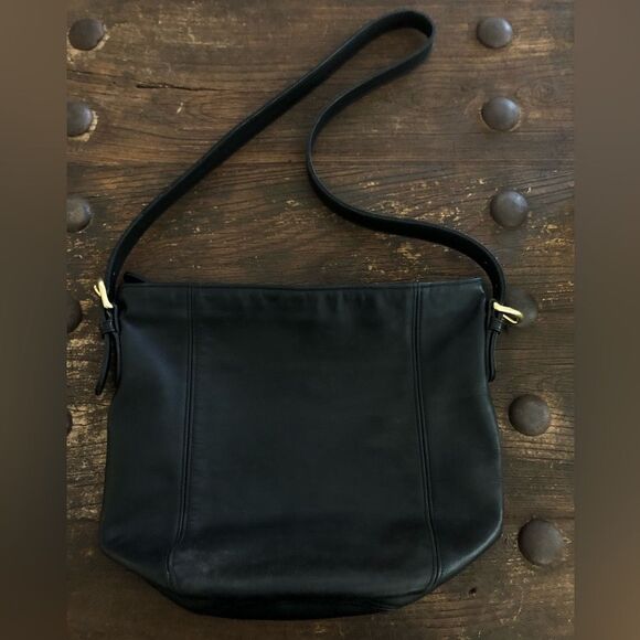 Coach Vintage Monterey Hobo Black Leather Bucket Bag - Picture 4 of 13